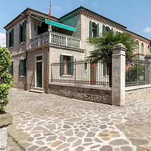 https://ca-bernardo.hotelslidodijesolo.com